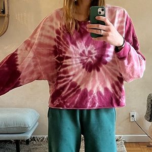 Pink Tie Dye Crop Sweatshirt